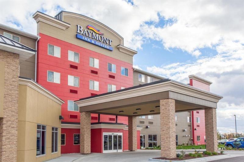 Springhill Suites By Marriott Grand Forks Exterior photo